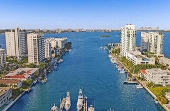 Building Photo - 7900 Harbor Island Dr