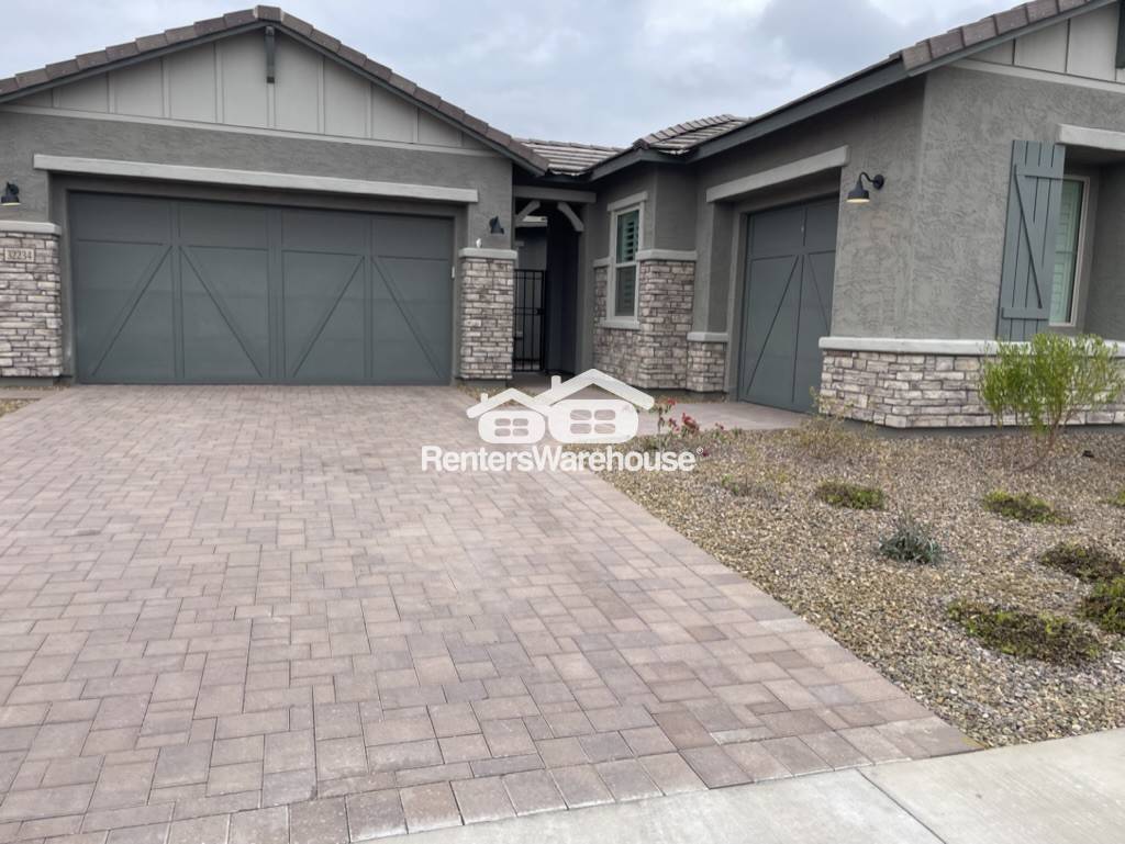 Primary Photo - 32234 N 133rd Ave