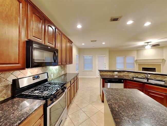 Foto del edificio - 16706 Grove Mesa Trail