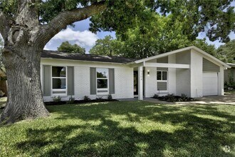Building Photo - 5304 Basswood Ln