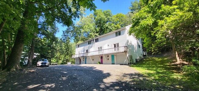 Photo - 1730 Farmington Ave Apartment