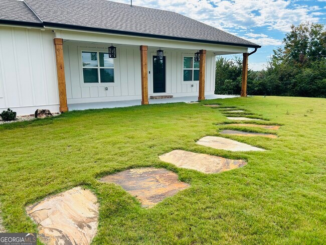 Foto del edificio - 425 Smokey Rd