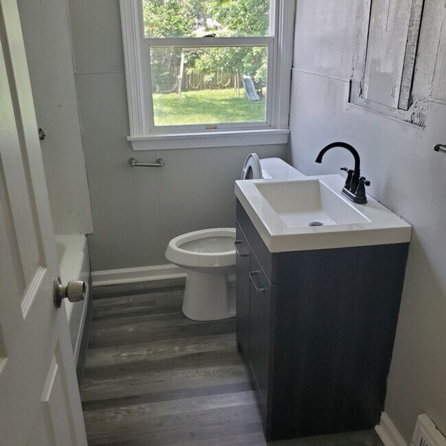 Foto del edificio - 3BDRM HOUSE FOR RENT