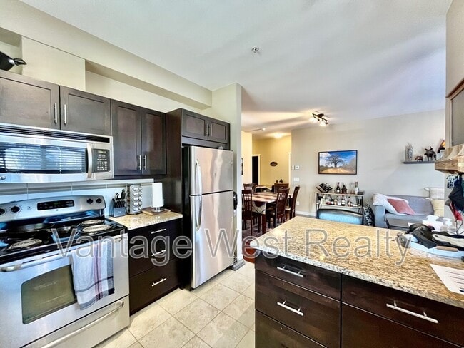 Photo du bâtiment - 1350-1350 Ridgeway Dr