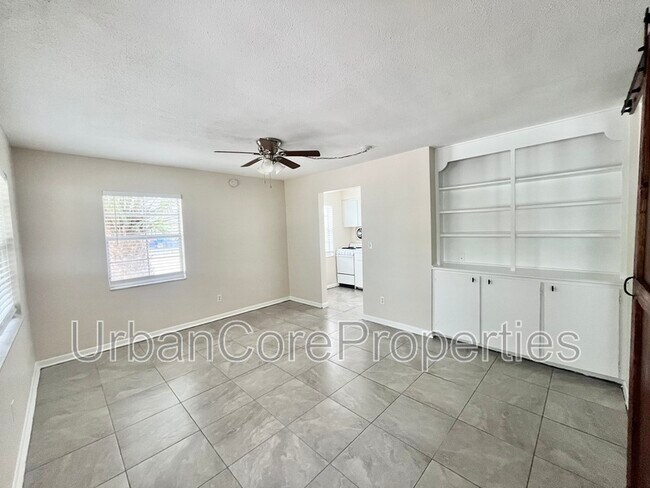 Foto del edificio - 321 24th Ave N