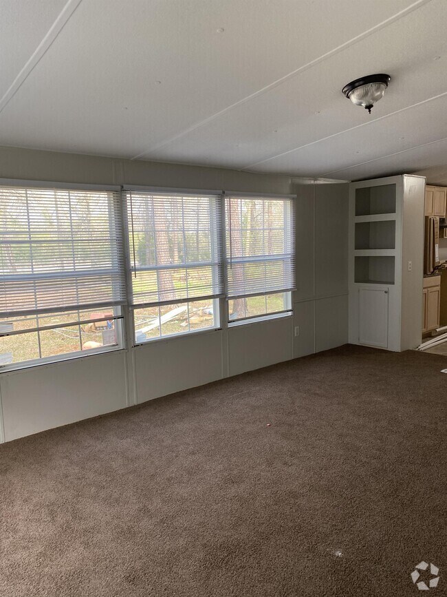 Apartments under 2,000 in De Soto, GA 1 Rentals