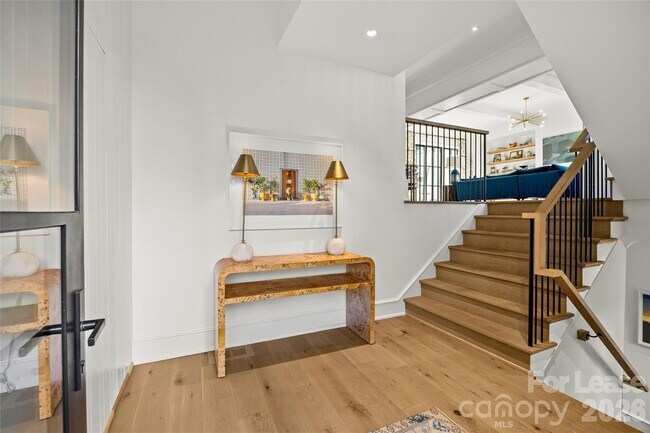 Foto del edificio - 2622 Chelsea Dr