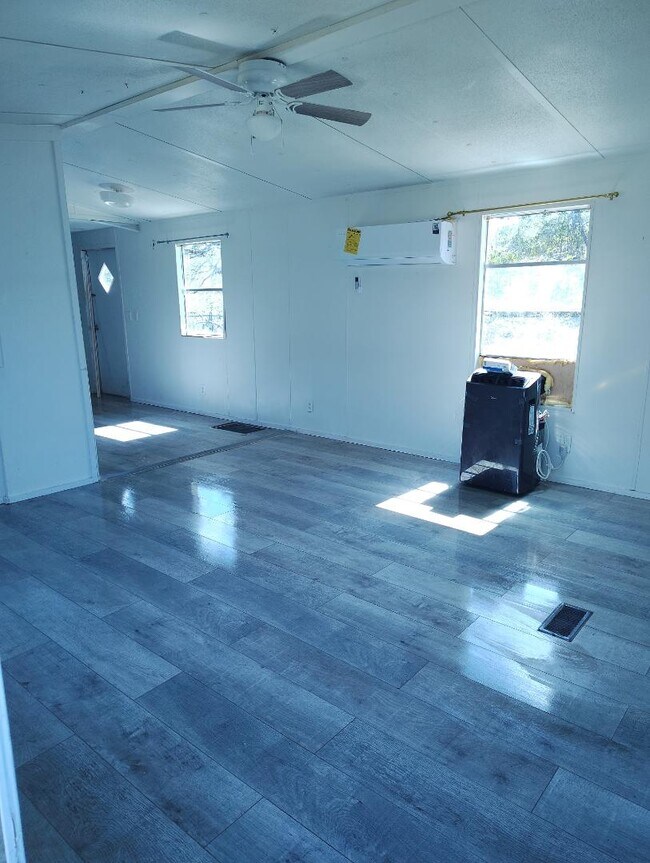 Foto del edificio - Scattered Oaks