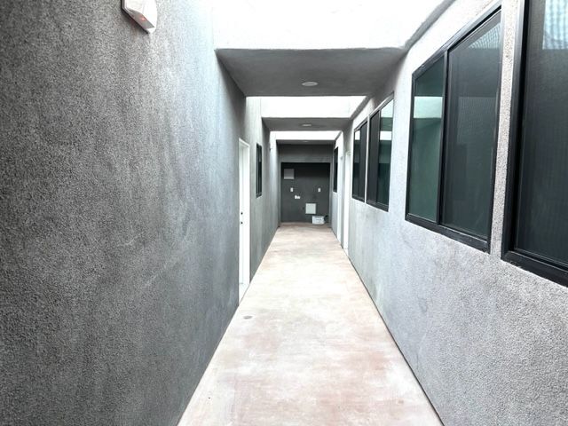 Foto del edificio - 19421 Ventura Blvd