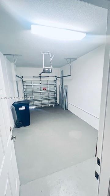 Foto del edificio - 7611 NW 115th Ct