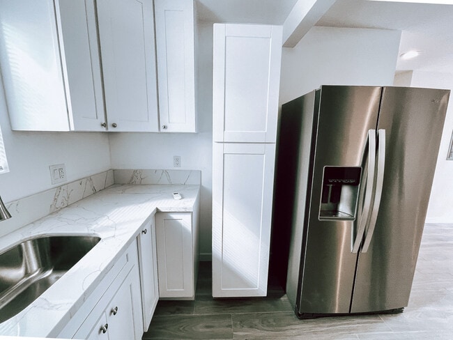 Building Photo - 6002 3rd Ave