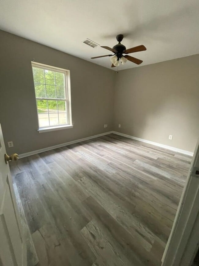 Building Photo - 118 Leeper Dr