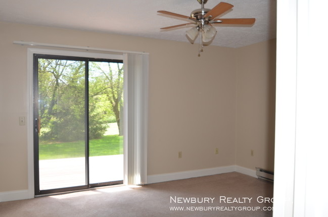 Building Photo - Clearview Meadows One-Bedroom Apartment