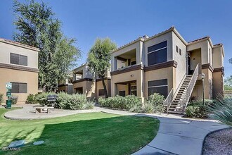 Building Photo - 11375 E Sahuaro Dr