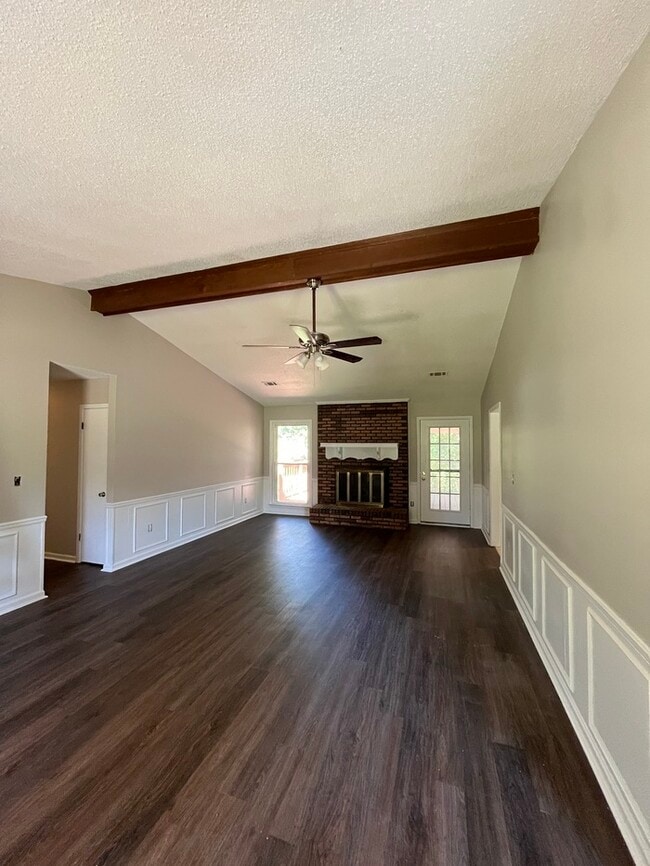 Building Photo - 6210 73rd Pl E Cottondale, AL 35453