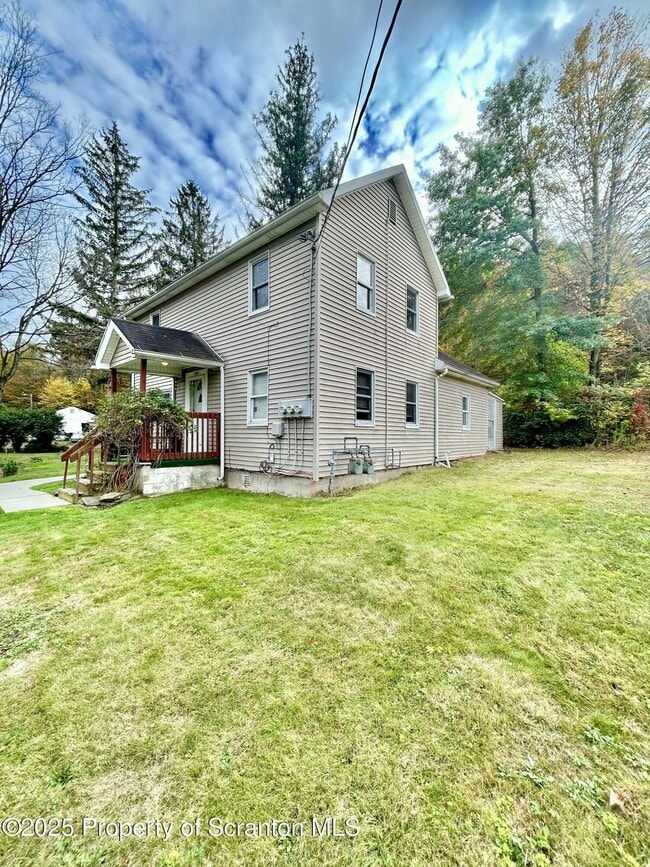 Building Photo - 1395-1395 Old Trail Rd