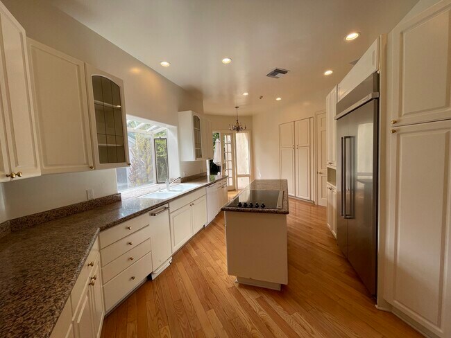 Foto del edificio - 623 Palisades Ave