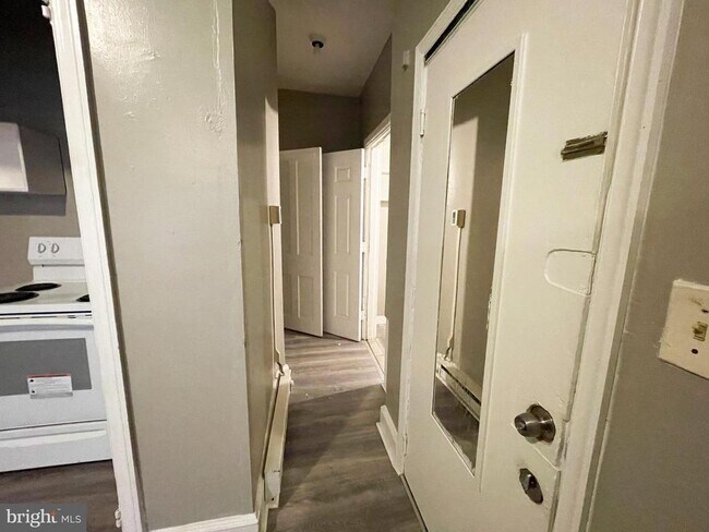 Foto del edificio - 4637 Leiper St