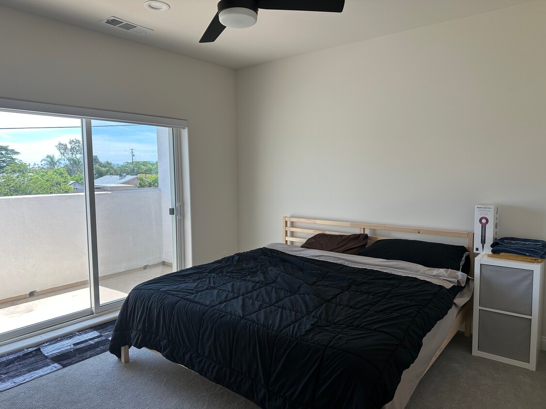 Building Photo - 16425 Arrow Blvd