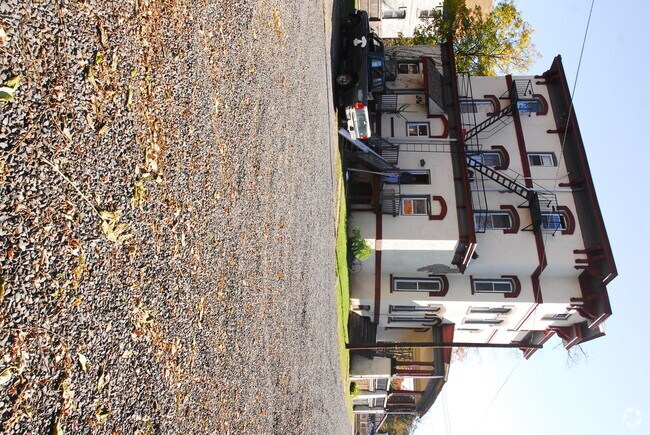 Foto del edificio - 518-522 W 7th St