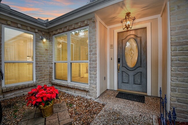 Foto del edificio - 1814 Cherry Bend Dr