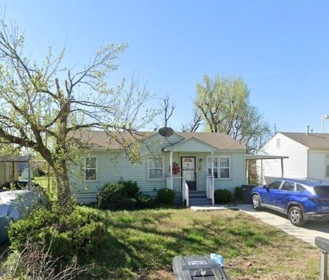 Photo - 4320 SE 43rd St House