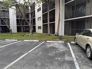 Building Photo - 8650 SW 133rd Avenue Rd