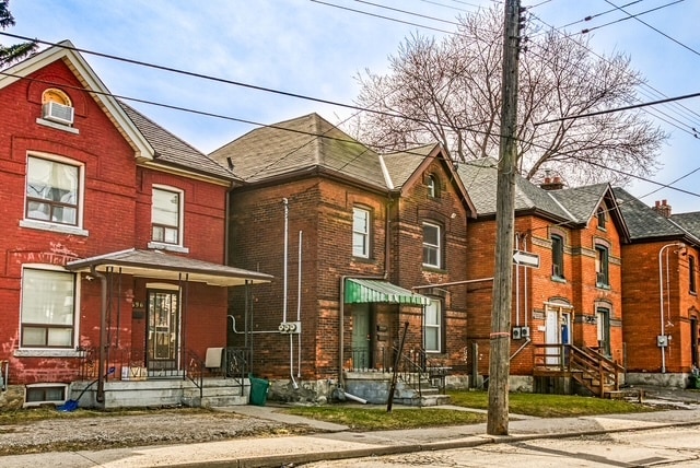 Building Photo - 694 Wilson St