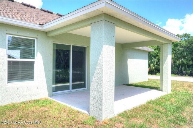 Building Photo - 8886 98th Ct