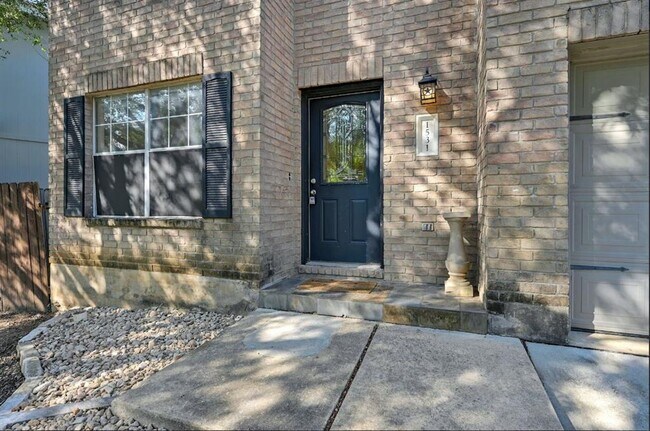 Foto del edificio - 1531 Parkfield Cir