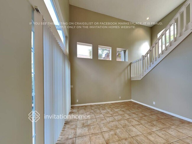 Foto del edificio - 6111 NW 58th Way