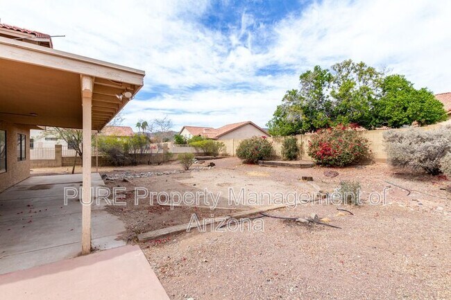 Foto del edificio - 3642 E Desert Flower Ln