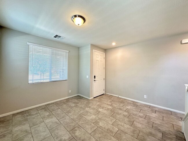 Building Photo - 2649 Crystal Quartz St
