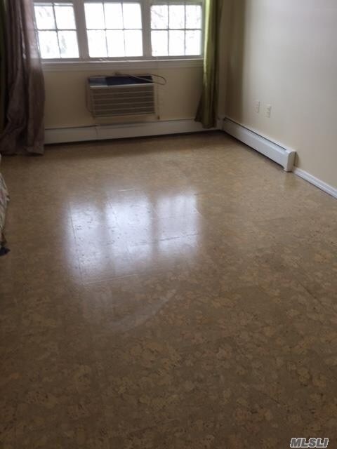 Foto del edificio - 82-71 Country Pointe Cir