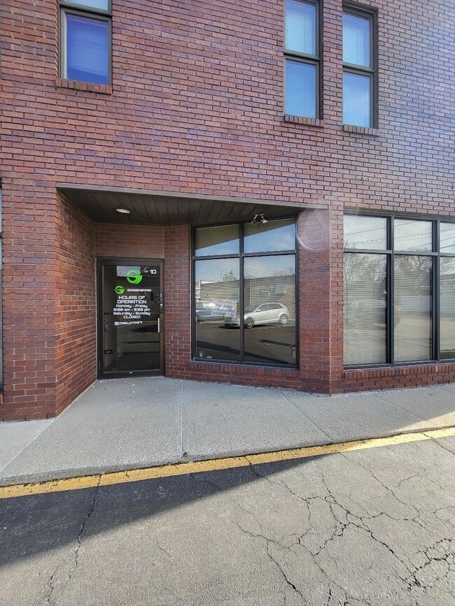 Building Photo - 7851 Ogden Ave