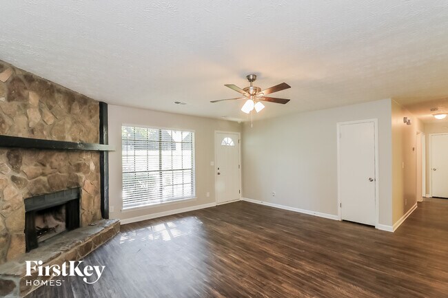 Foto del edificio - 4665 Jamerson Forest Pkwy