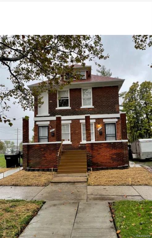 Primary Photo - 3215 Blaine St
