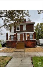 Building Photo - 3215 Blaine St
