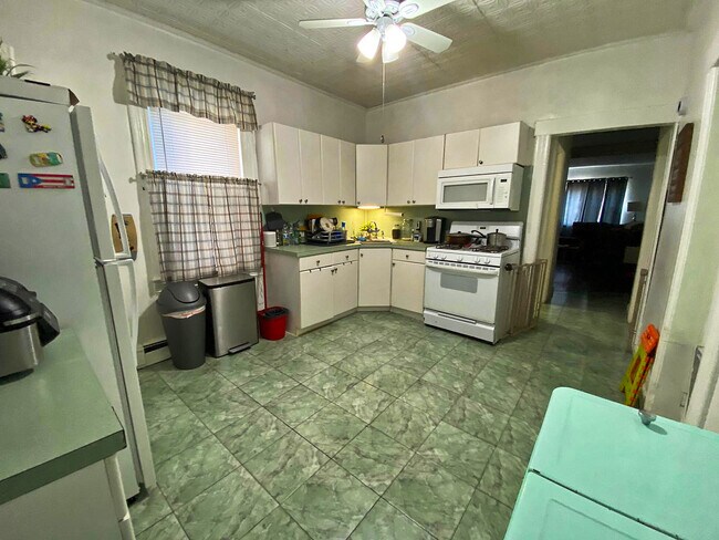 Kitchen Layout - 12 E Russell St