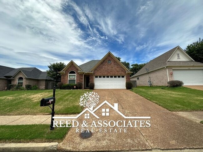 Cordova Home Located off of Houston Levee! - Cordova Home Located off of Houston Levee!