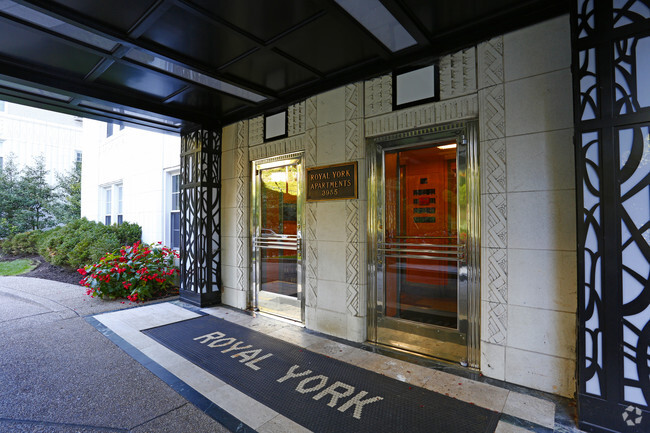 Building Photo - Royal York Apartments