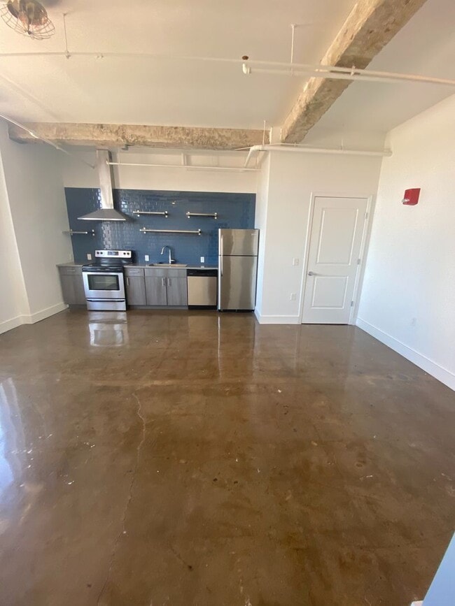 Interior Photo - The Columbus Building