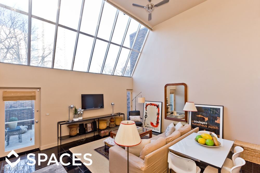 Foto principal - 115 W Goethe St