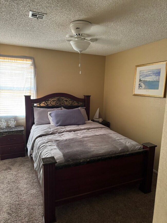 Foto del edificio - 163 Coventry Dr