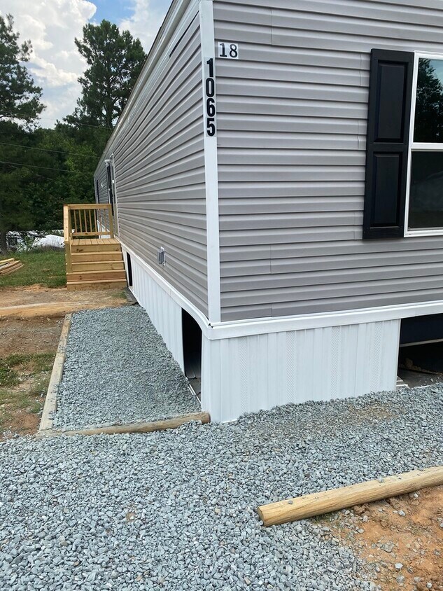 1065 Boxer Dr, King, NC 27021 House Rental in King, NC