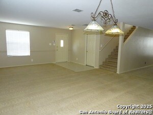Building Photo - 161 Briar St