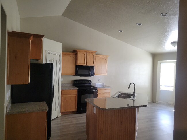 Foto del edificio - 8200 6900 W