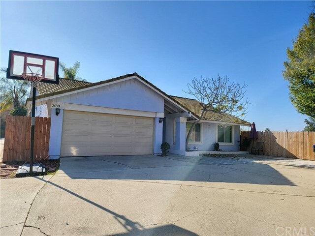 Foto principal - 24104 Silver Spray Dr