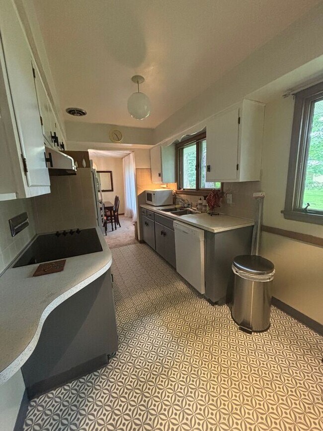 Foto del edificio - Charming 3 beds 2 baths in Mayfield!