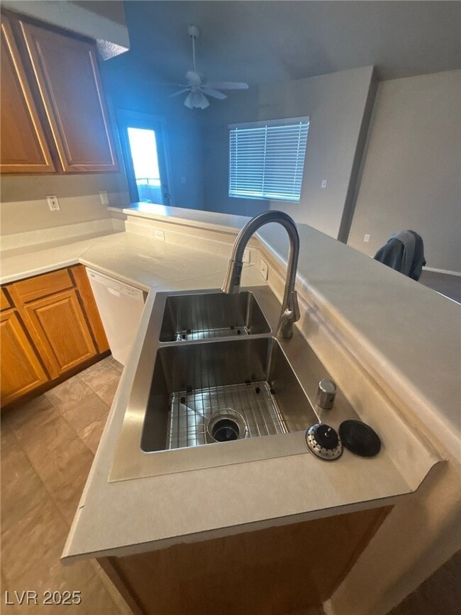 Building Photo - 396 Manti Pl